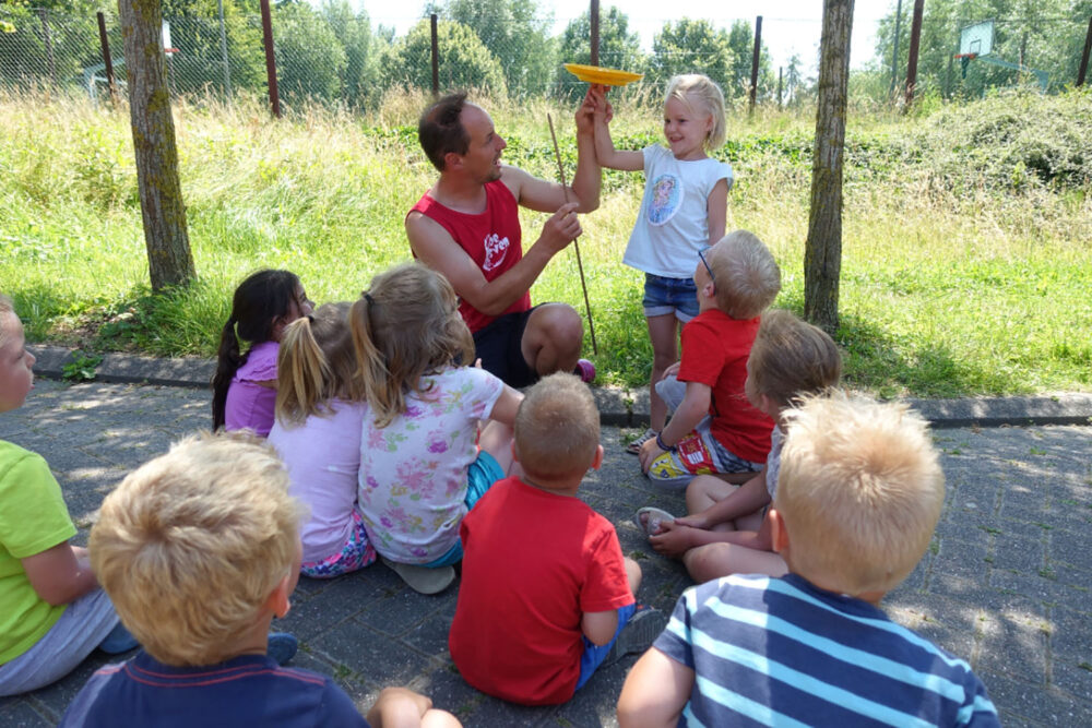 Circus De Sven - Circus op school